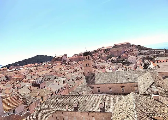 3 Bedroom House In Old Town Appartamento Ragusa