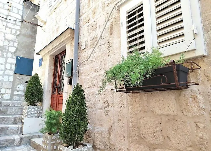 3 Bedroom House In Old Town * Ragusa