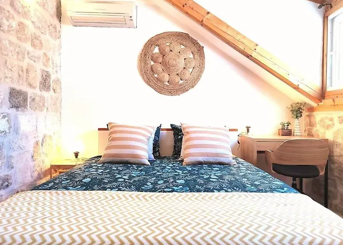 3 Bedroom House In Old Town Ragusa