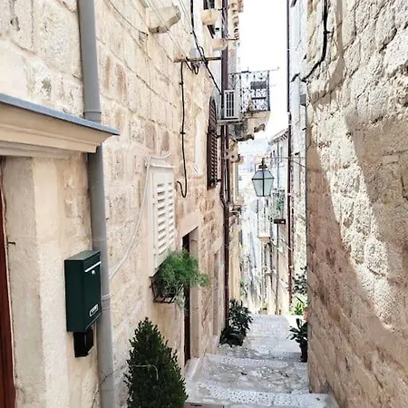 3 Bedroom House In Old Town شقة دوبروفينك