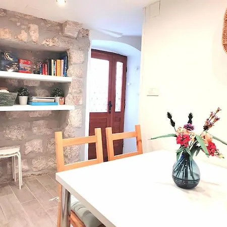 3 Bedroom House In Old Town