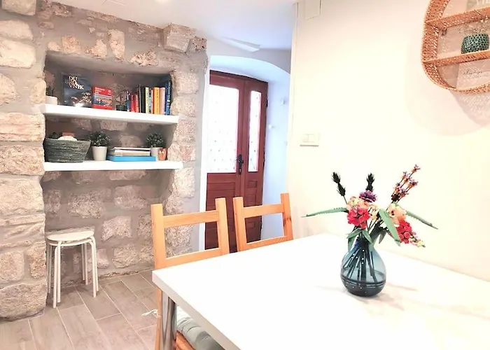 3 Bedroom House In Old Town