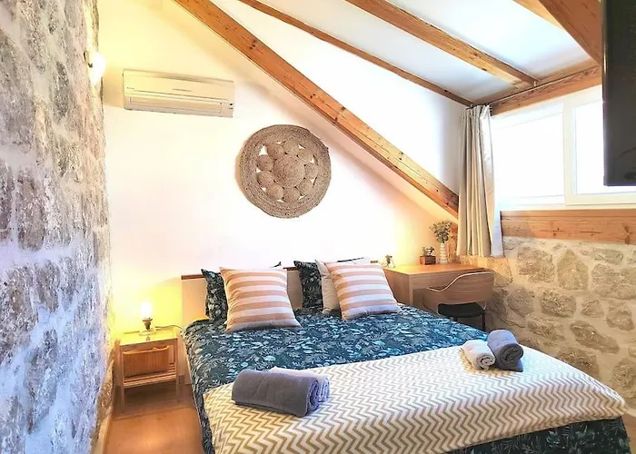 3 Bedroom House In Old Town