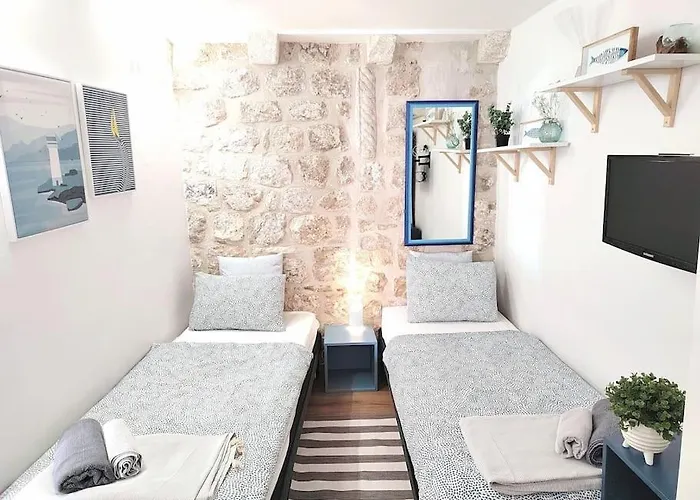 3 Bedroom House In Old Town Apartamento